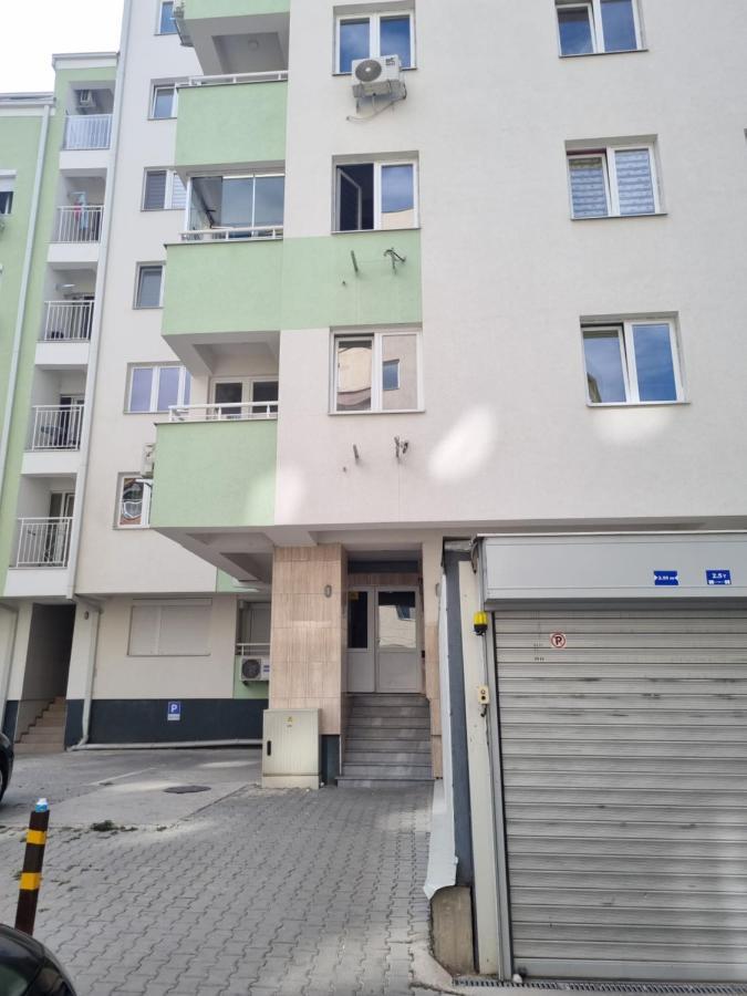 Golden Sun Skopje Leilighet Eksteriør bilde